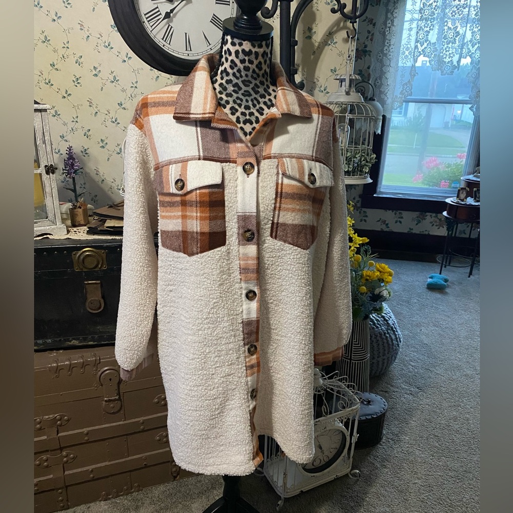 Women’s Fall Flannel Sherpa Teddy Jacket medium